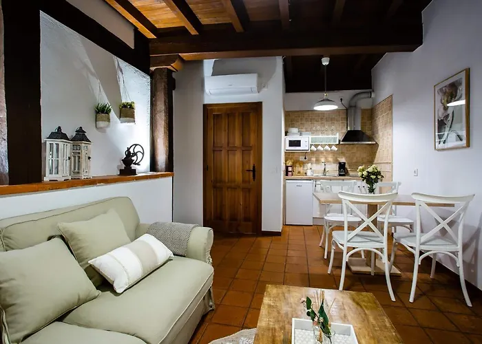 Apartamentos Puente de la Judería